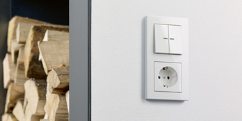 JUNG KNX Taster F 10 bei Delling Elektroinstallation in Rabenau
